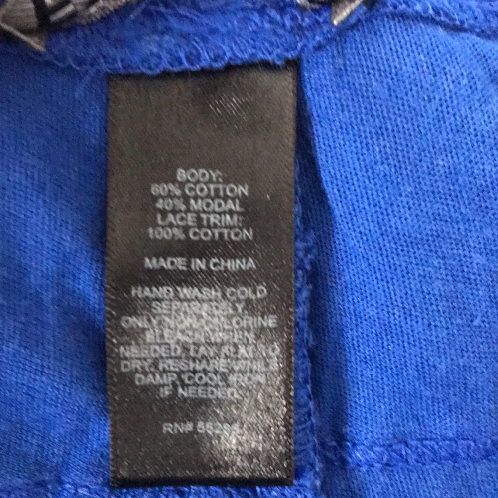 Express Shorts - Picture 5 of 5